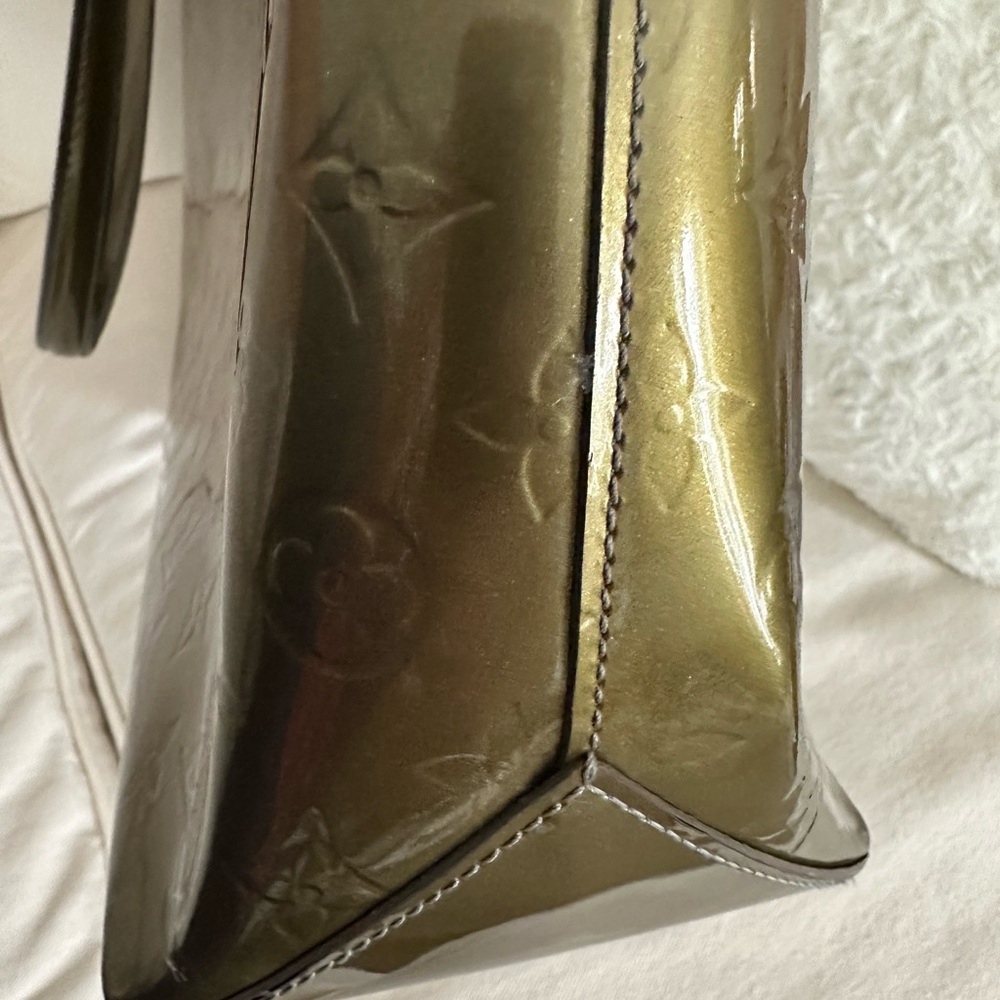 Louis Vuitton Green Reade MM Vernis Tote - Picture 7 of 9